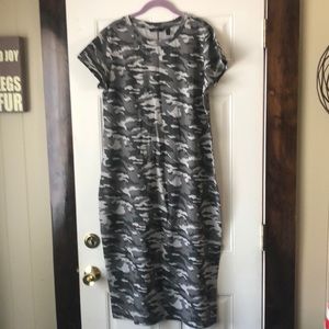 Gili camo maxi T- shirt dress